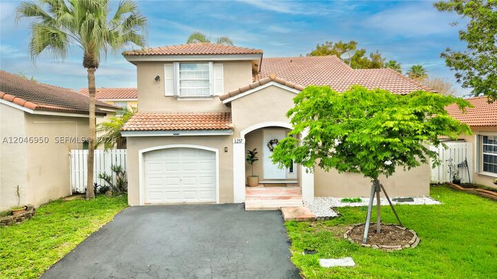Property Photo: 1237 NW 125th Ter FL 33323