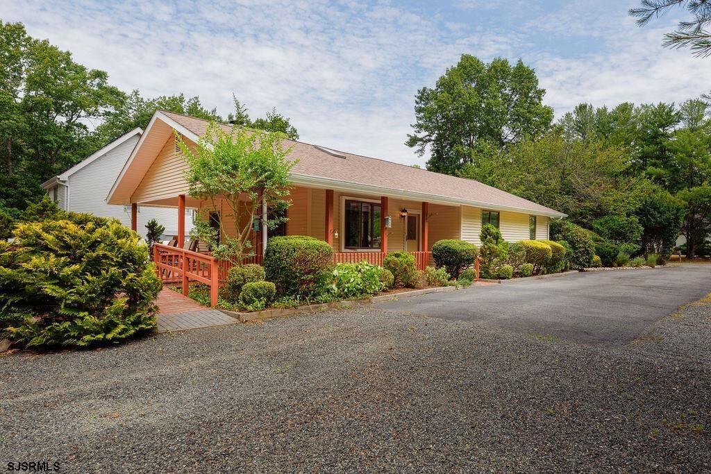 Property Photo:  202 E Sturbridge  NJ 08205 