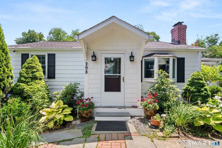 Property Photo: 298 Strawberry Hill Avenue CT 06851