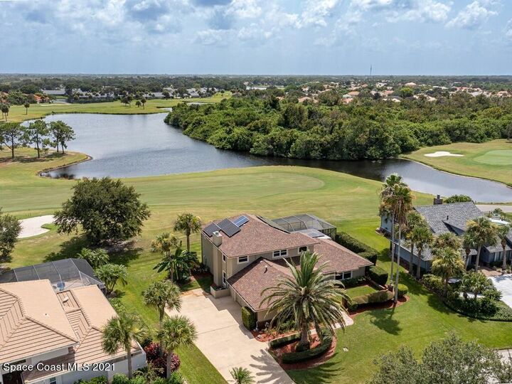 Property Photo: 820 Kerry Downs Circle FL 32940