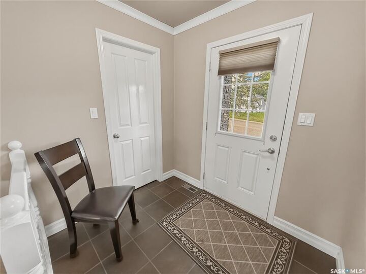 Property Photo: 552 1st Avenue NE SK S9H 2B7