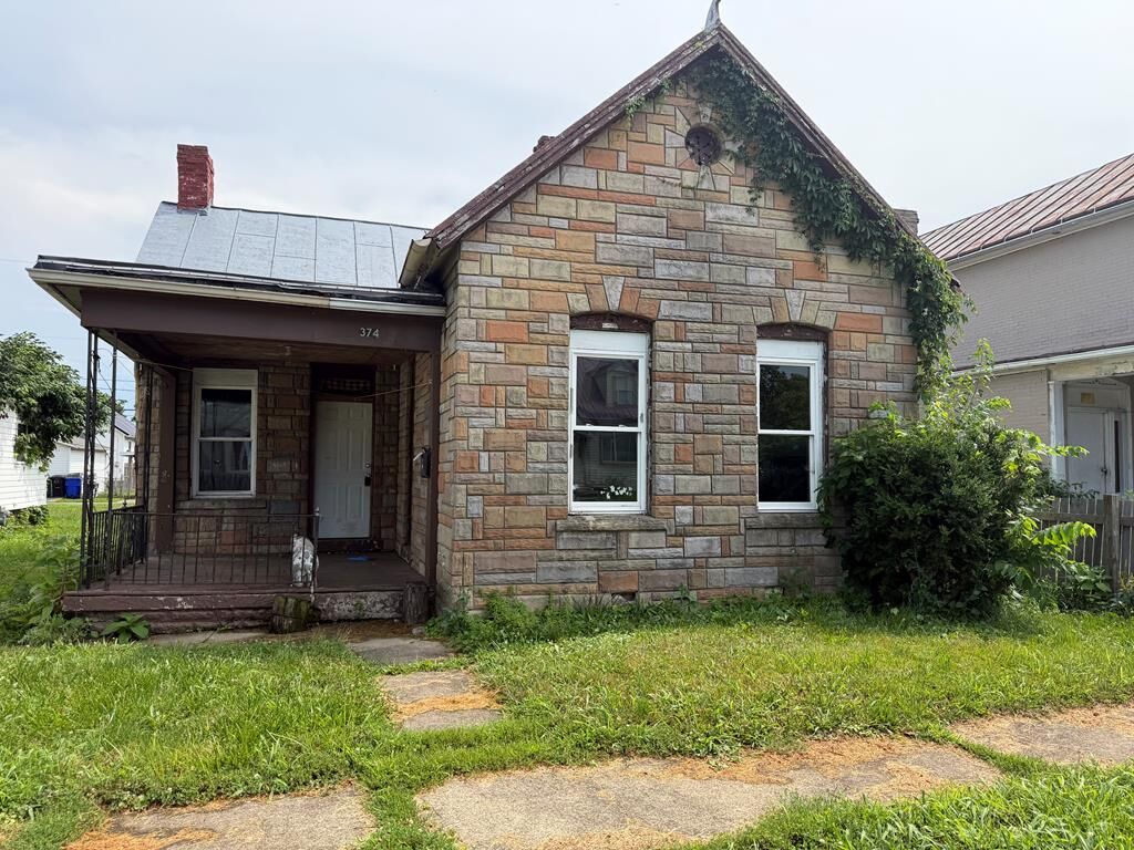 Property Photo: 374 McKellar Street OH 45601