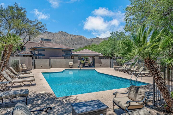 Property Photo: 5855 N Kolb Road 4106 AZ 85750