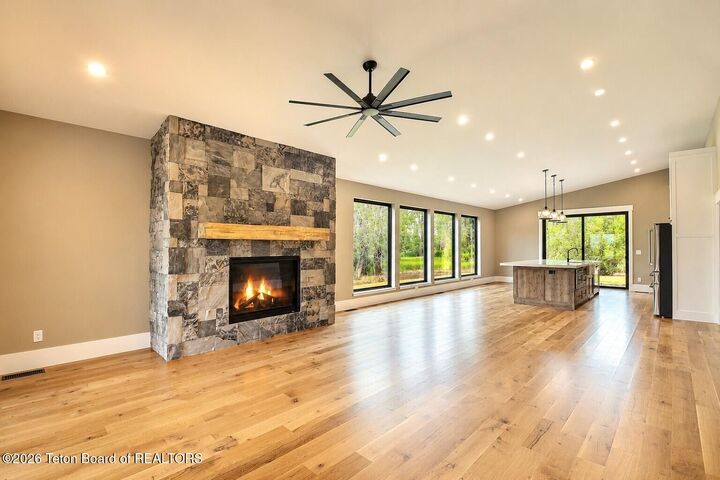 Property Photo: 1154 Shadow Lane ID 83455