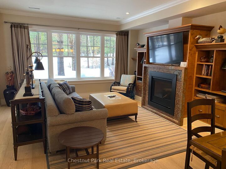 Property Photo: 101 Emerald Hill Court S ON P2A 2W8