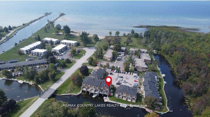 Property Photo: 4 Paradise Boulevard 11 ON L0K 1B0