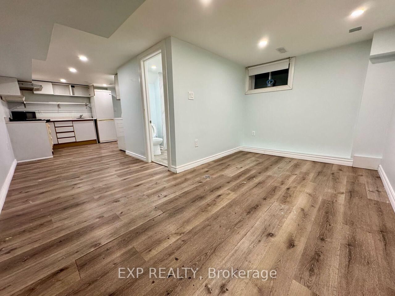Property Photo:  96 Hiawatha Road Lower  ON M4L 2X8 
