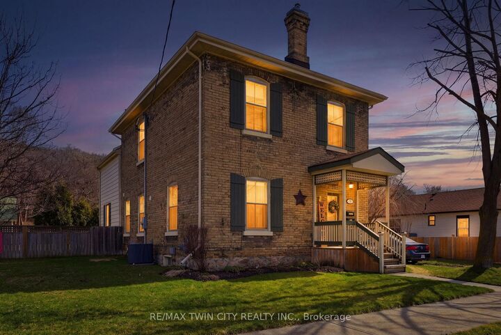 9 Willow Street — photo 1