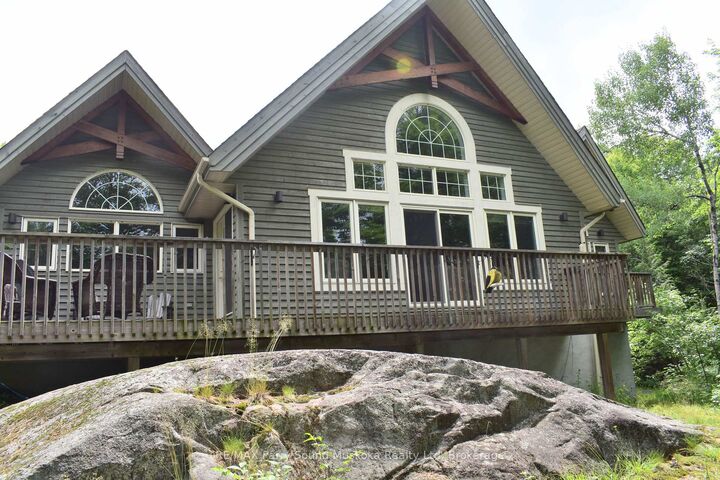 9 Desmasdons Road — photo 1