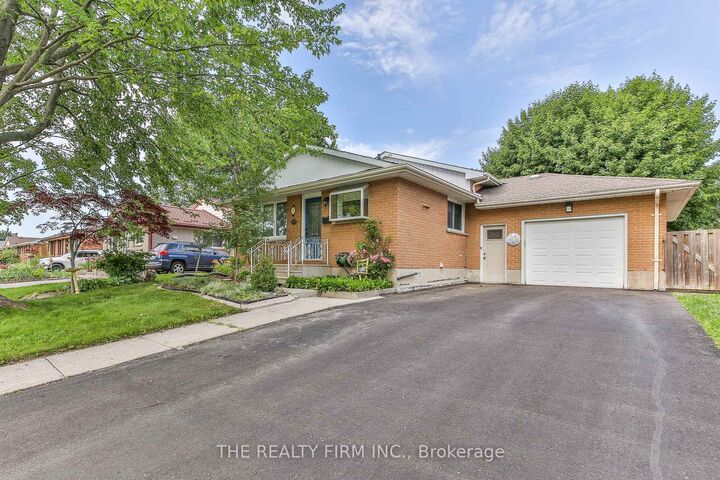 Property Photo: 13 Vanbuskirk Drive ON N5R 4Z1