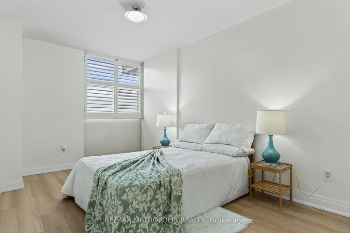 Property Photo: 44 Falby Court 707 ON L1S 3L1