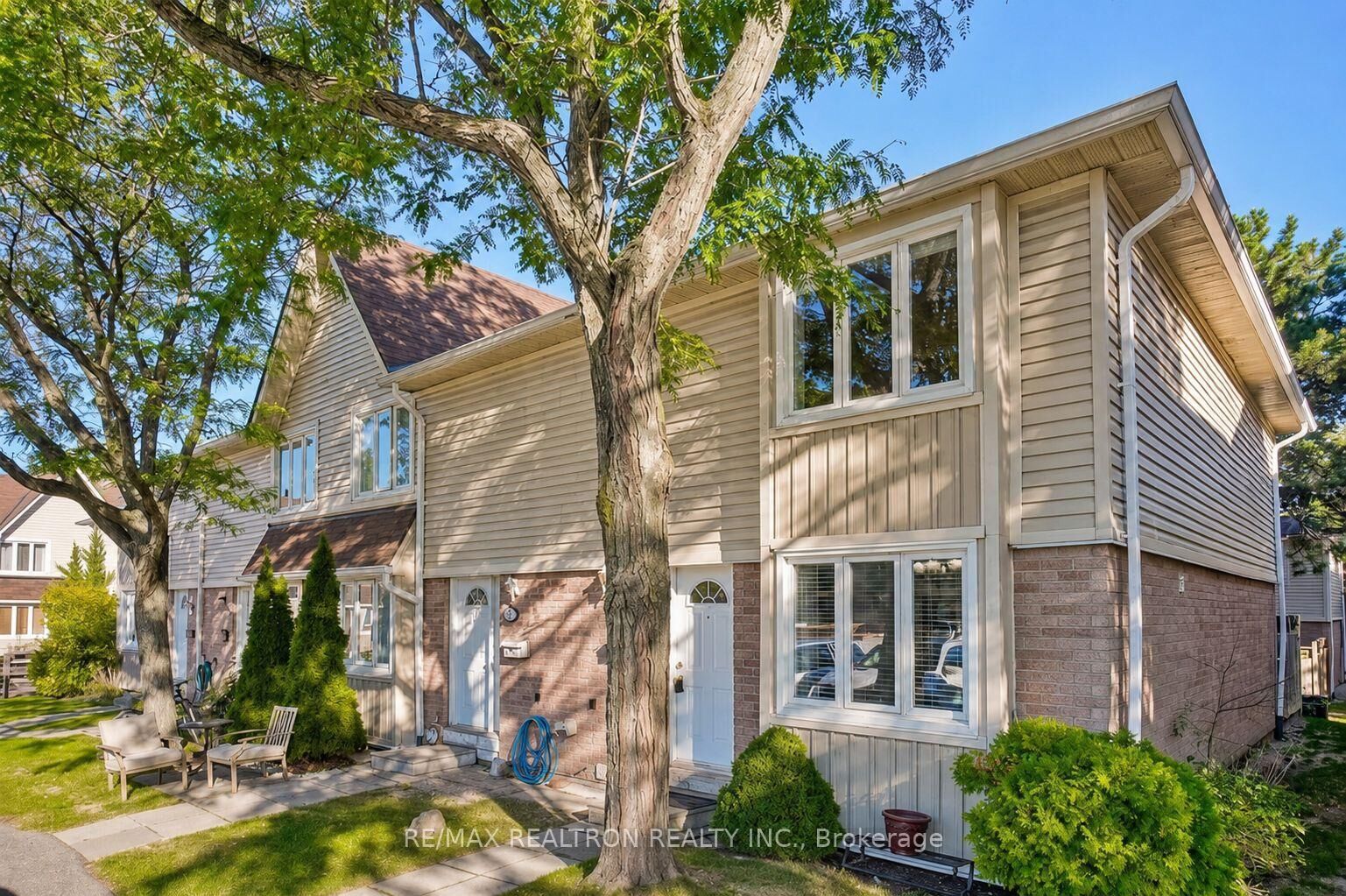 Property Photo:  2079 The Collegeway Way 60  ON L5L 3M1 