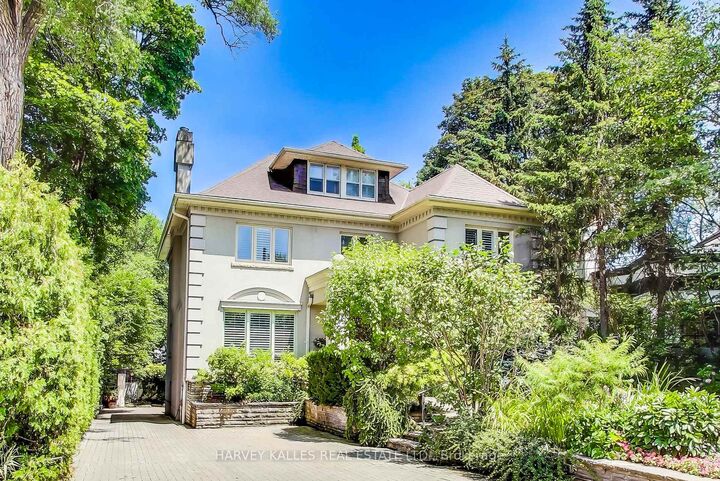 Property Photo: 103 Vesta Drive ON M5P 2Z8