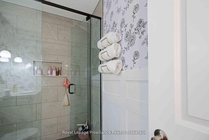 Property Photo: 24 Buchanan Avenue ON K0K 2T0