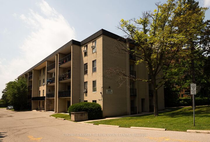 Property Photo: 1690 Victoria Park Avenue 404 ON M1R 1R1