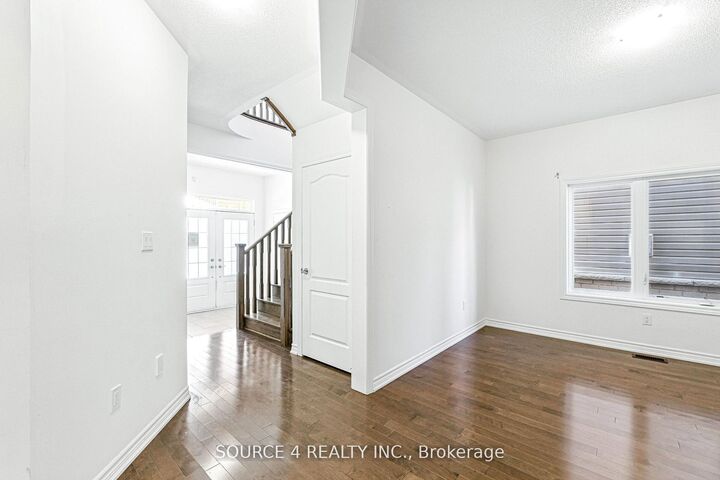 Property Photo: 376 Danny Wheeler Boulevard ON L4P 0K2