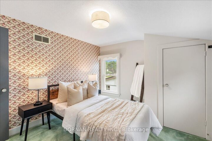 Property Photo:  470 King Street E  ON L1H 1E8 