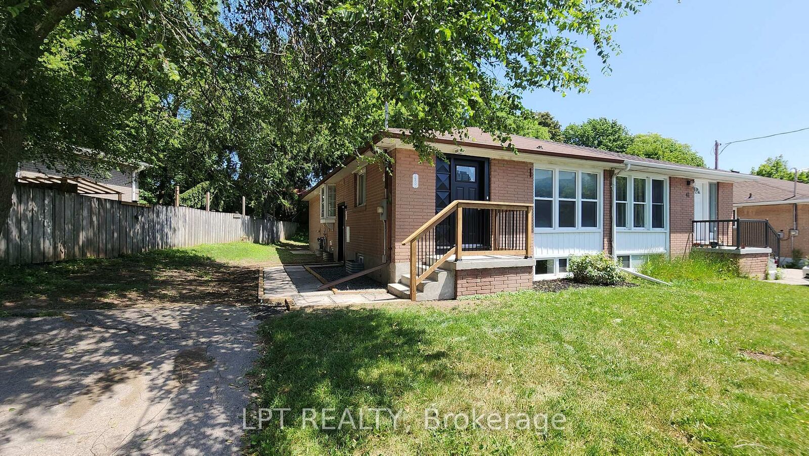 Property Photo: 43 Newbury Drive ON L3Y 4P9