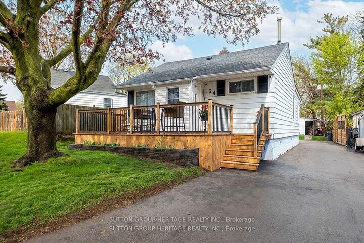 34 Maple Street — photo 1