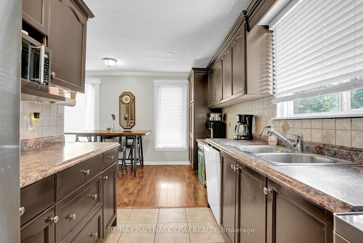 Property Photo: 16 Austen Lane ON L4N 4V1