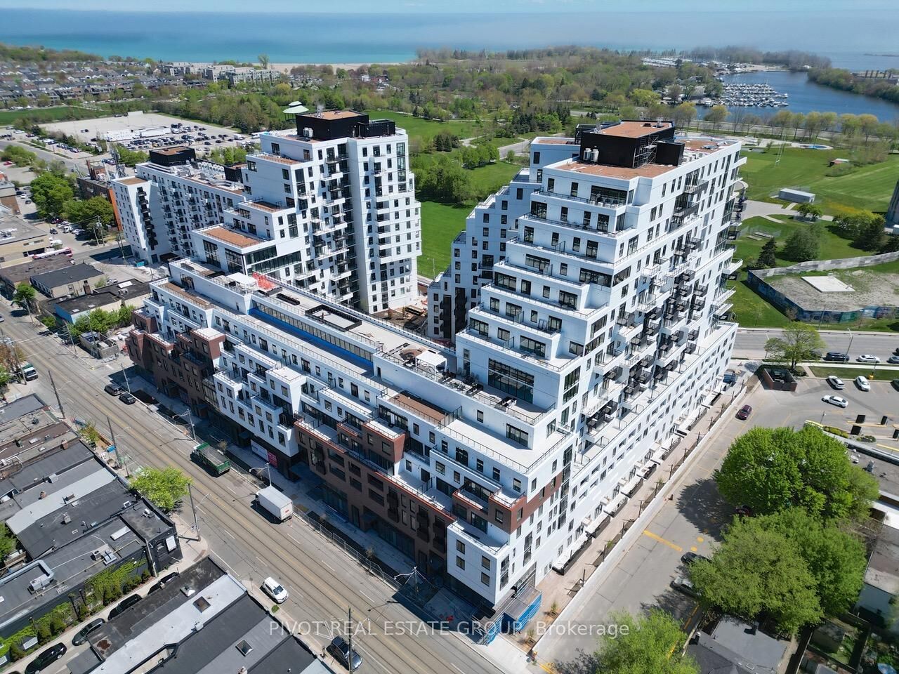 Property Photo: 1050 Eastern Avenue 728 ON M4L 0B7