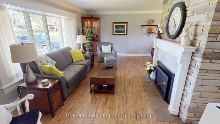 Property Photo:  16 Daleview Crescent  ON L0S 1E0 