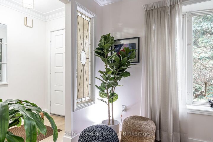 34 White Street — photo 1