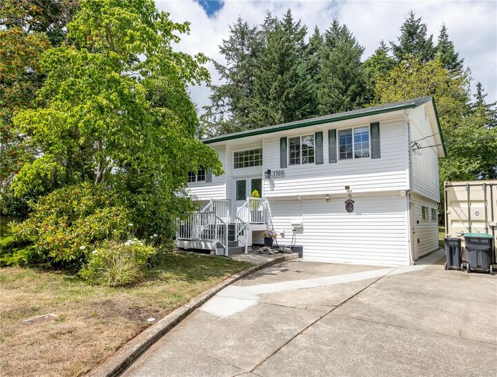 Property Photo:  1709 Mahtmof Pl  BC V9M 2L9 