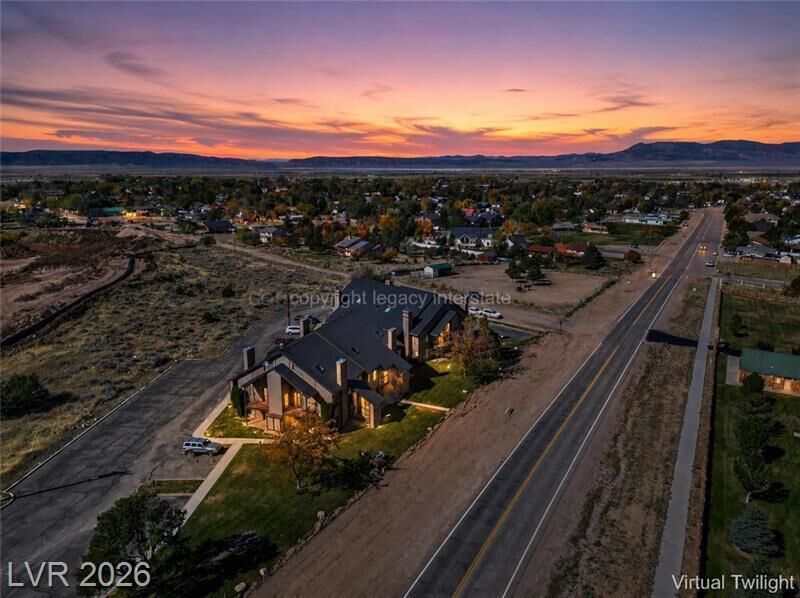 Property Photo:  390 E 300 South St 1B, 3B, 6B, 9B  UT 84761 