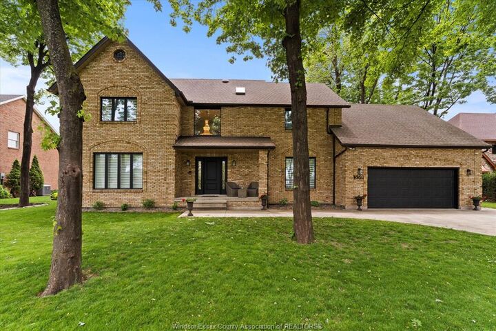 Property Photo: 359 Elmgrove ON N8N 4H1