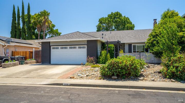 Property Photo:  713 Dogwood Circle  CA 94533 