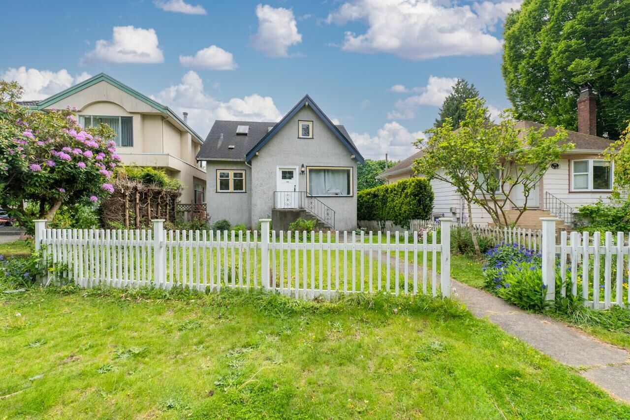 Property Photo:  922 Park Drive  BC V6P 2J4 
