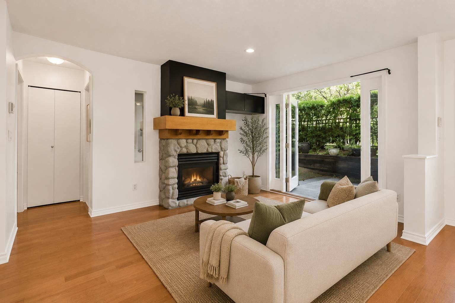Property Photo: 993 Lynn Valley Road BC V7J 1Z6