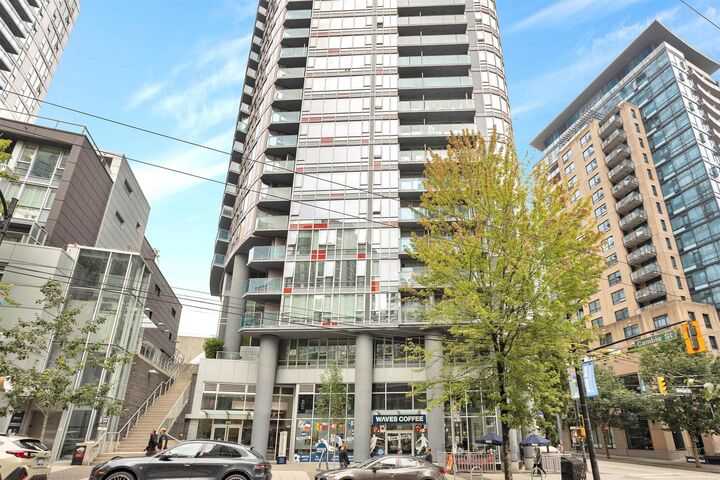 Property Photo: 233 Robson Street 502 BC V6B 0E8