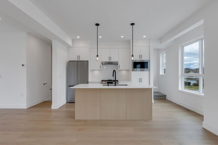30501 Robin Drive 4 — photo 1