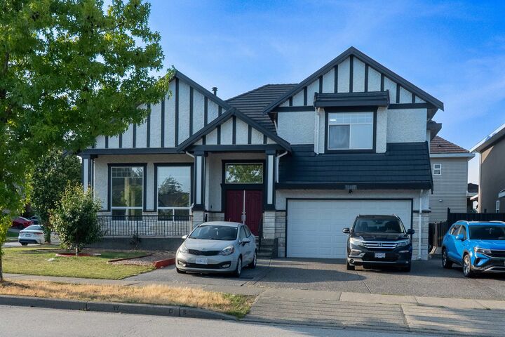 15167 70A Avenue — photo 1
