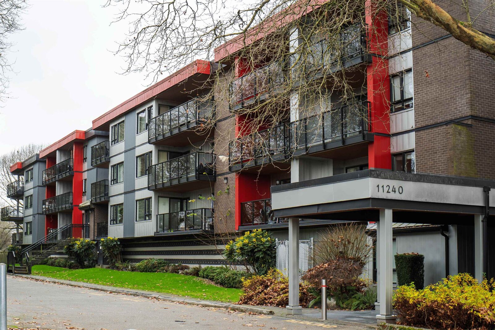 Property Photo:  11240 Daniels Road 208  BC V6X 1M6 