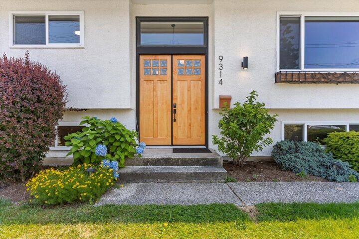 Property Photo: 9314 Jackson Street BC V2P 3X1