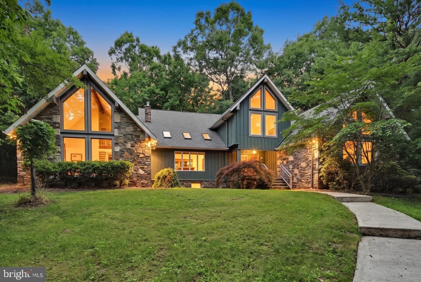 Property Photo: 376 Hty Road PA 18058