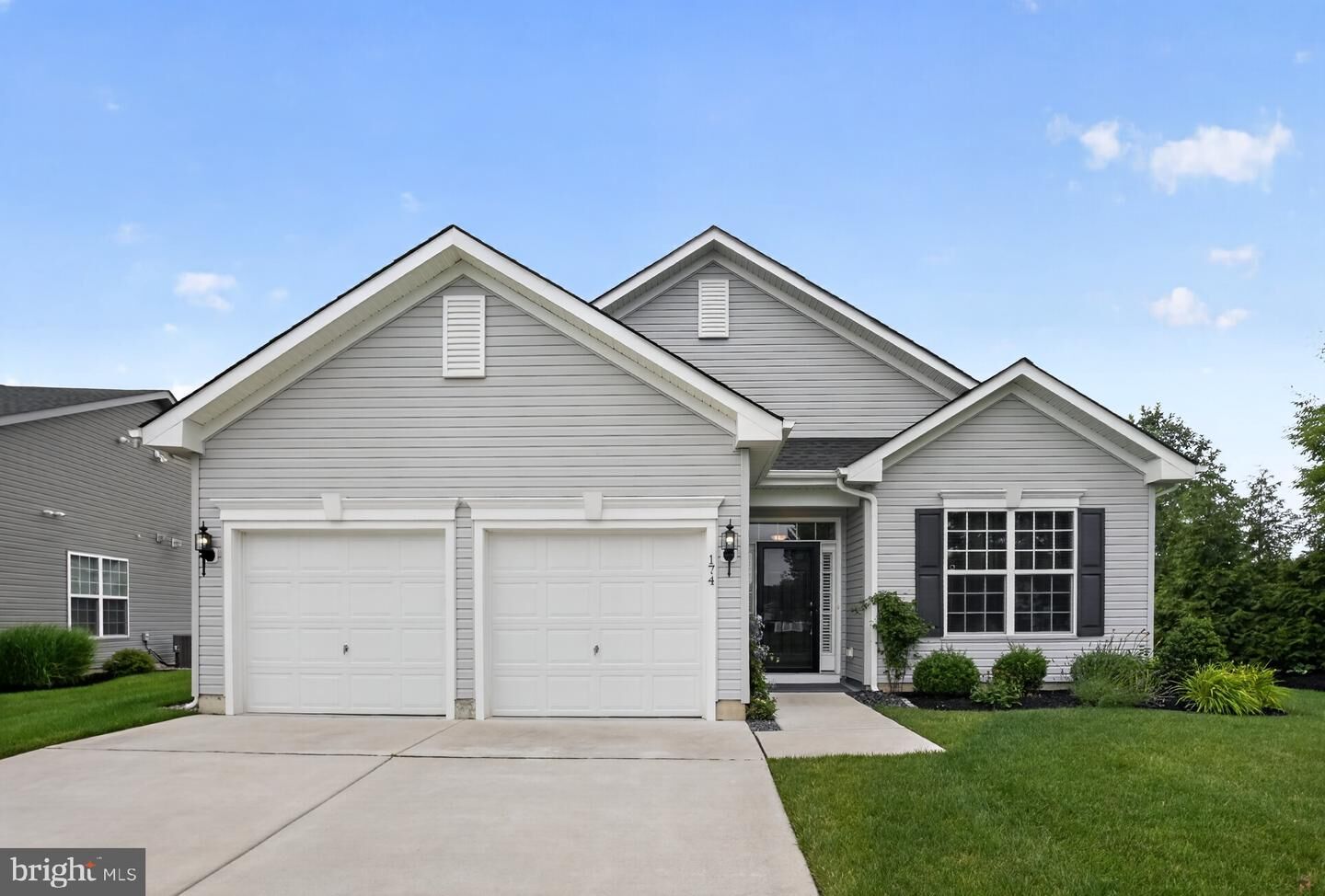 Property Photo:  174 Cottage Gate Circle  NJ 08080 