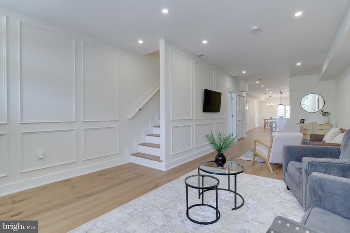 Property Photo:  1404 Massachusetts Avenue SE  DC 20003 