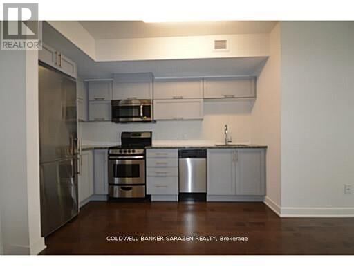 Property Photo: 40 Nepean Street 1102 ON K2P 0X5