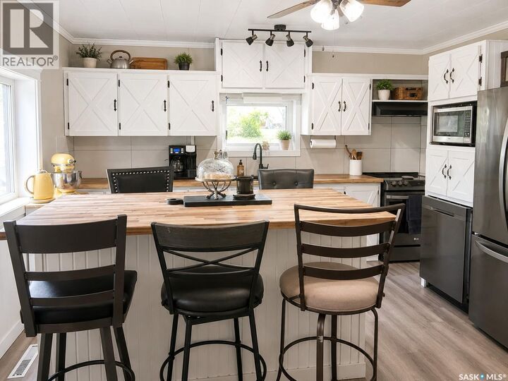 Property Photo:  White Acreage  SK S0J 2E0 