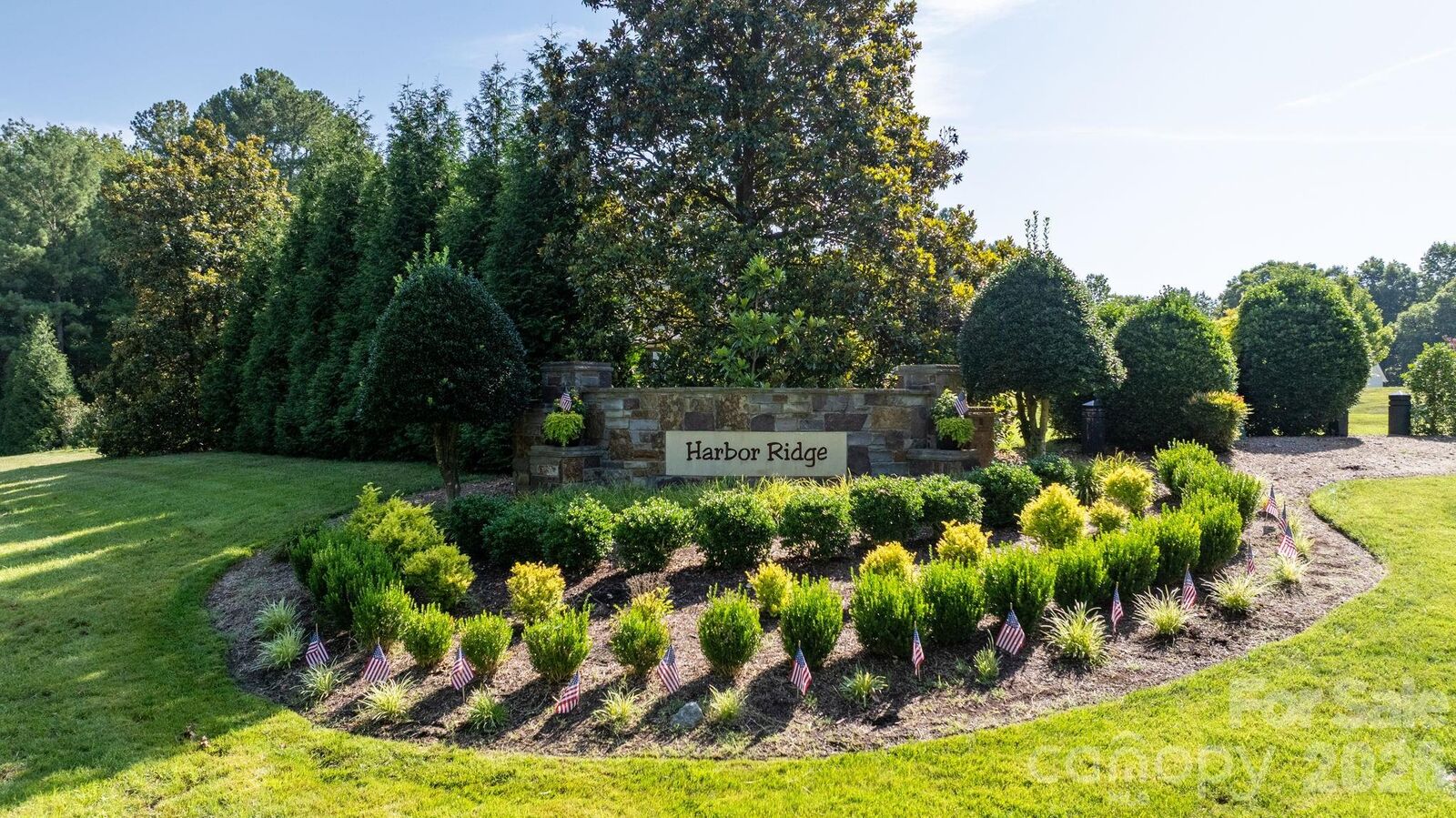 Property Photo: 312 Twin Cove Drive 137 NC 28612