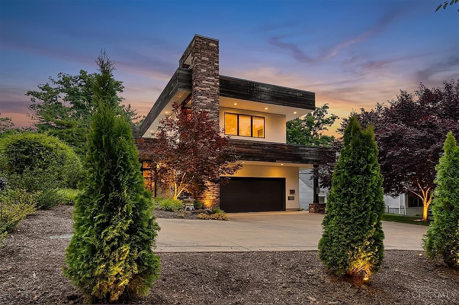 Property Photo:  3174 Portsmouth Avenue  OH 45208 