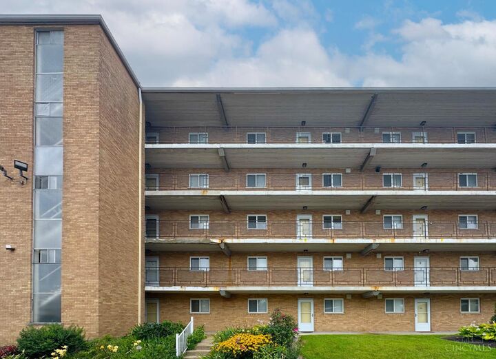 Property Photo:  2680 Lehman Road  OH 45204 