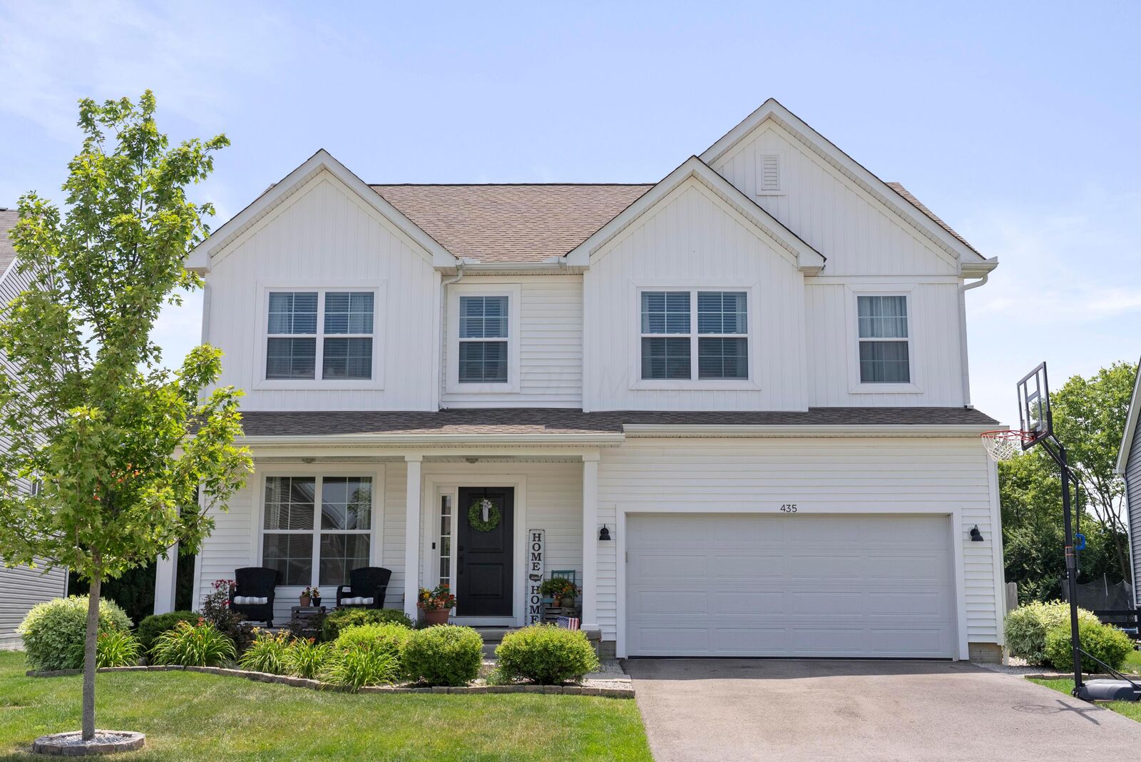 Property Photo: 435 Oakland Hills Loop OH 43116