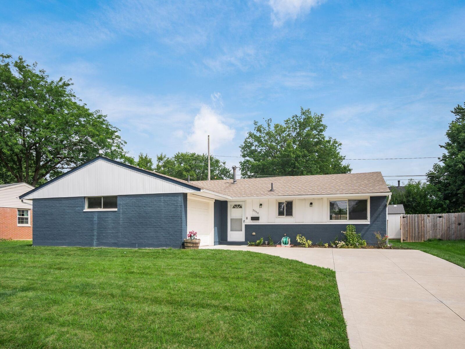 Property Photo: 3530 Paris Boulevard OH 43081