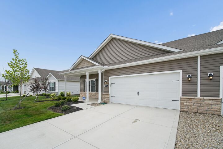 Property Photo:  410 Emily Drive  OH 43064 