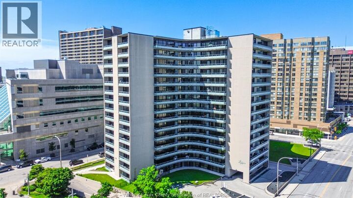 Property Photo: 111 Riverside Drive East 1116 ON N9A 2S6